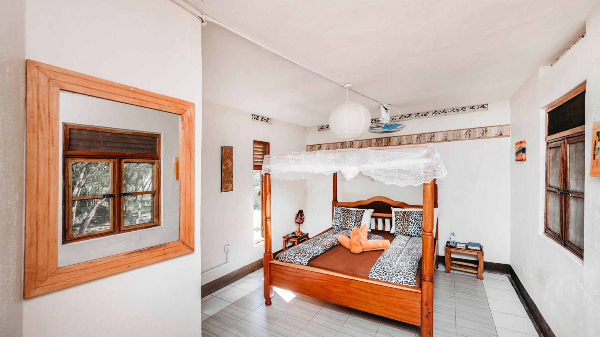 Mama Washindi Lodge Pakwach 外观 照片